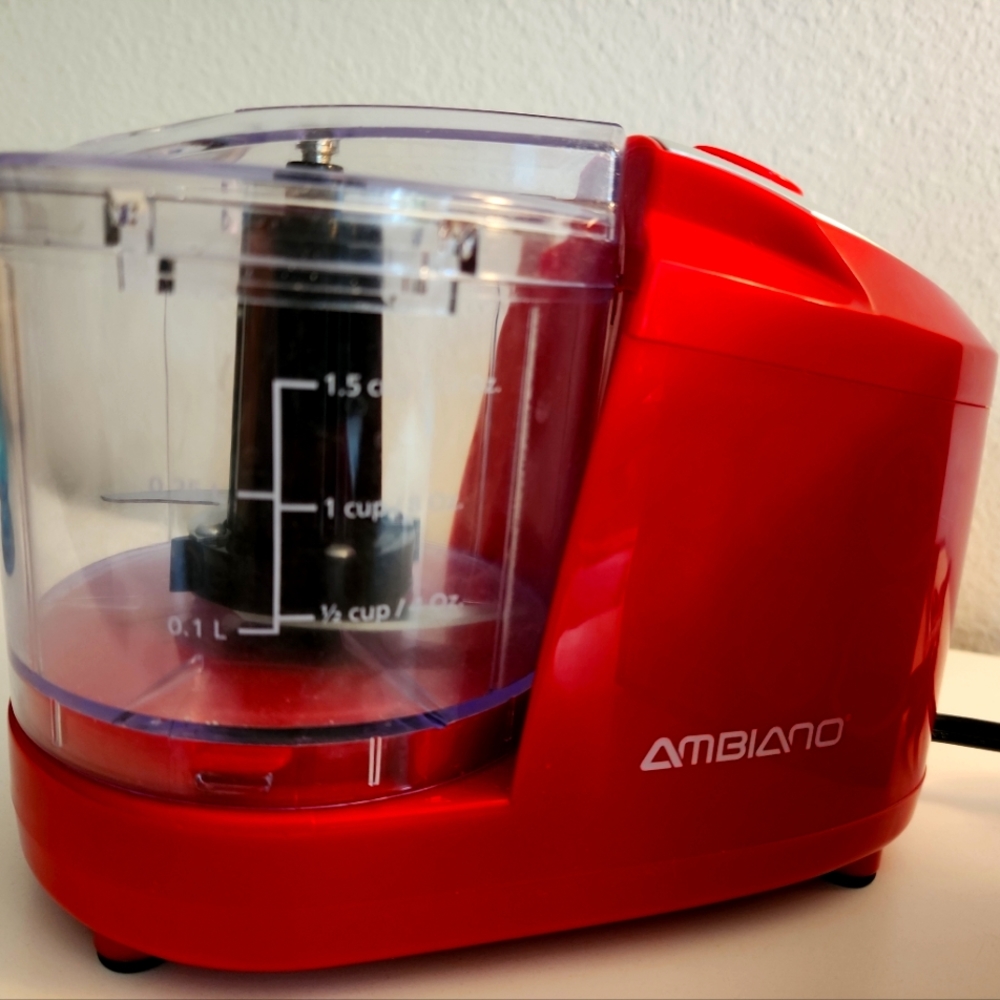 Ambiano Mini Food Chopper 100w 1.5 Cup Capacity, Red. Model GMC006.